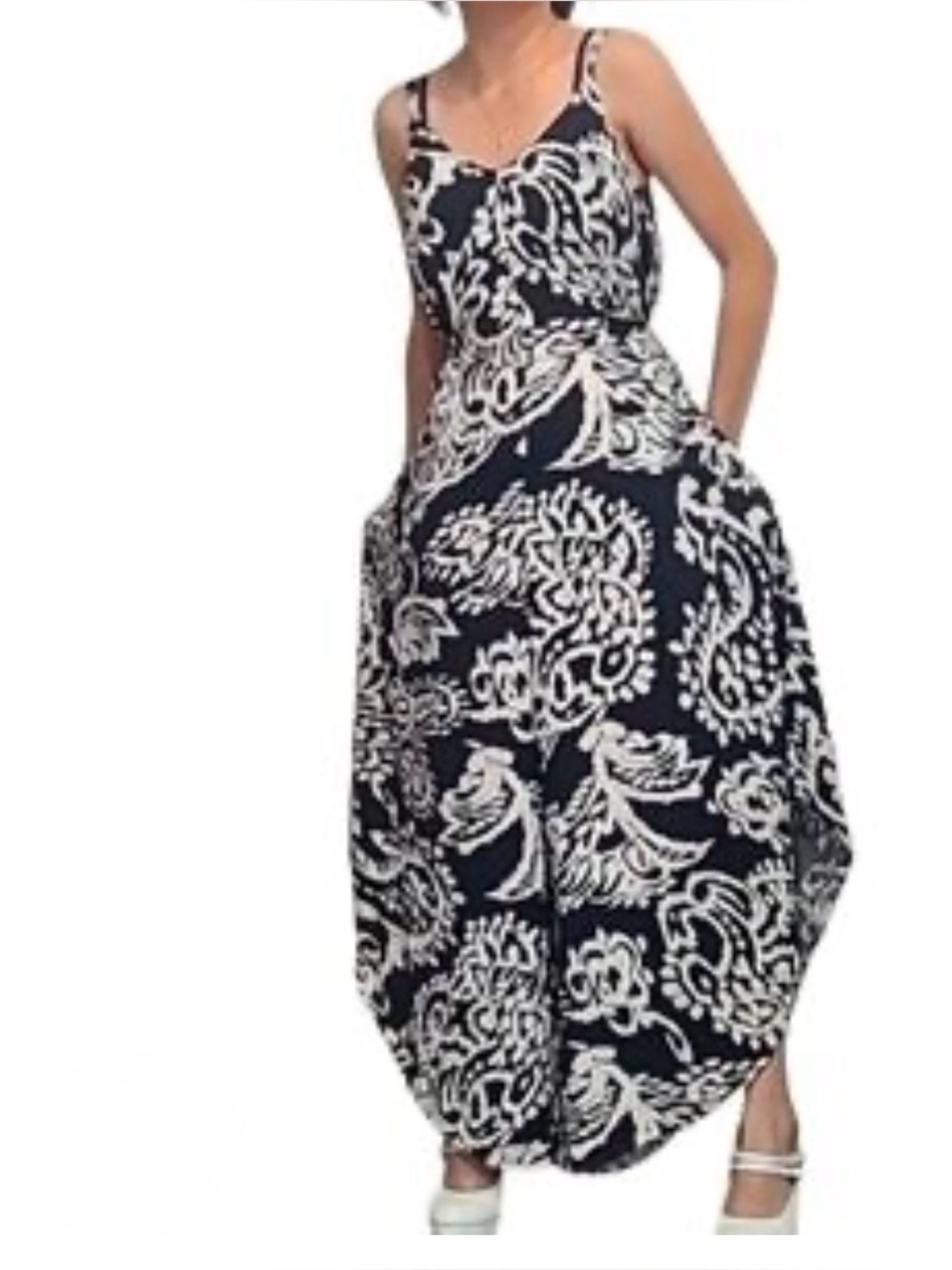 1. State Black/White Brushed Floral Jumpsuit With Pockets Women’s Size L
